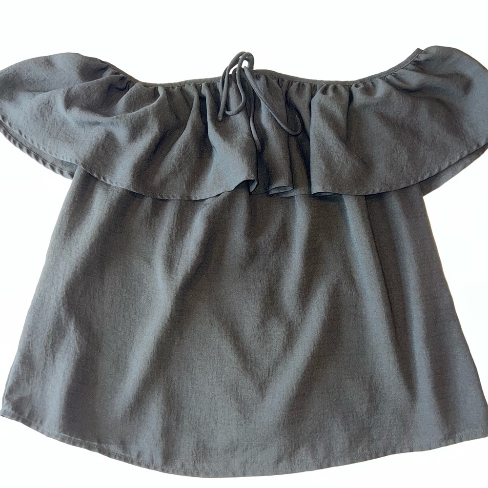 Off-Shoulder Ruffle Top